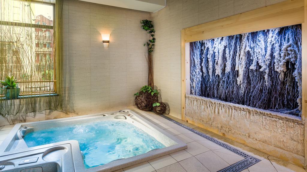 Hotel City Sm Business & Spa クラクフ エクステリア 写真